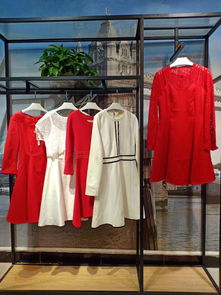 深圳oem潮牌旗下音非19秋裝專(zhuān)做國(guó)內(nèi)品牌女裝采購(gòu)批發(fā)貨源