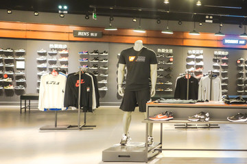 運(yùn)動(dòng)品牌專(zhuān)賣(mài)